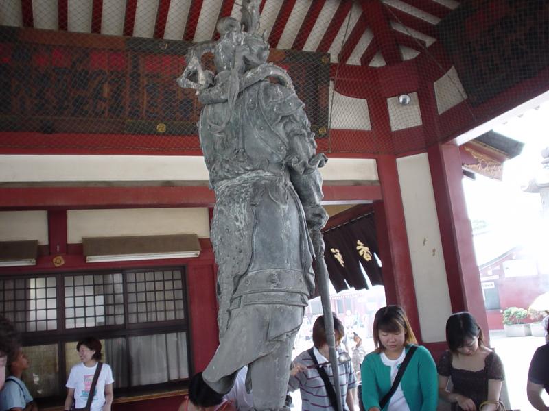 hand_washing_statue