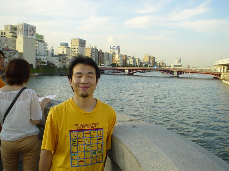 alan_at_sumida_river