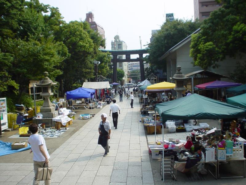 shrine_flea_market_004