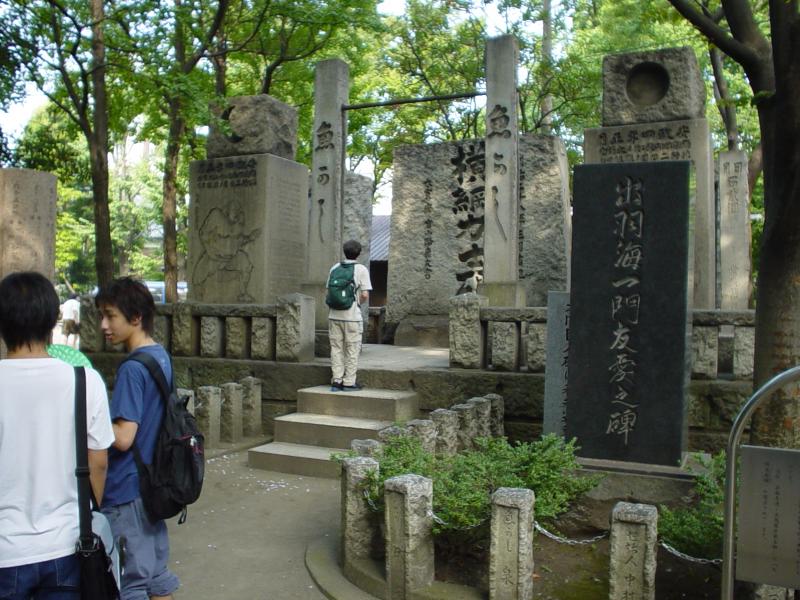 sumo_monument_001
