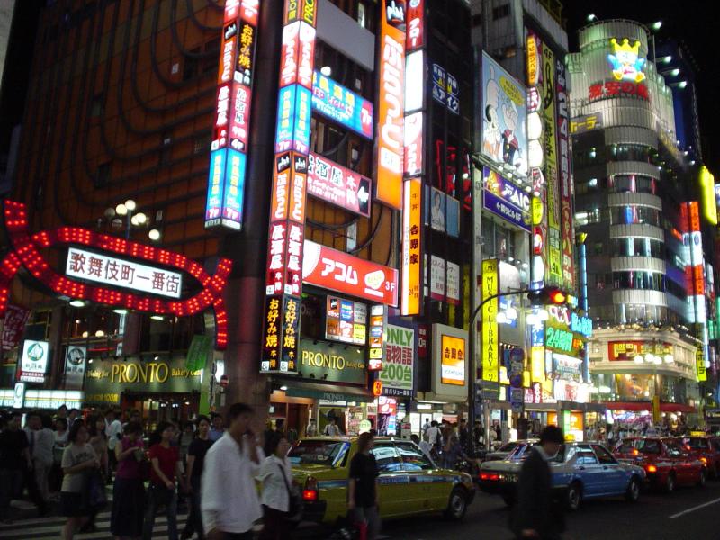 shinjuku_at_night_002